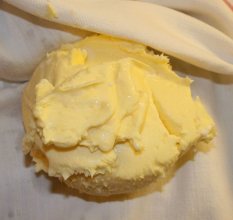 Homemade Fermented Butter | 5 Steps To Succeed